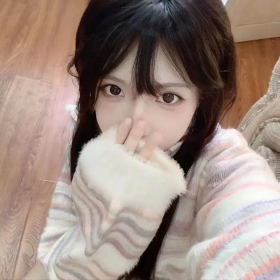 他们微笑的样子封面