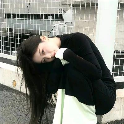 圣诞家族封面